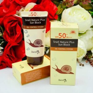 Jocelyn Snail Natural Plus Sun Block